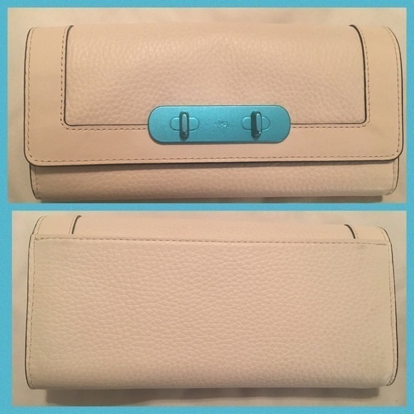Coach Chalk White & Turquoise Retail Wallet - Picture 1 of 3
